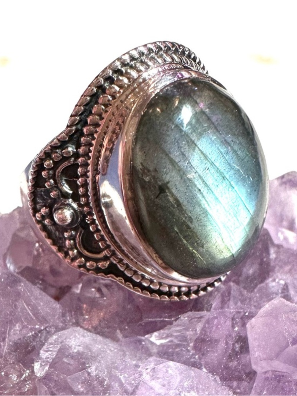 Labradorite Oval Solitaire Cabochon Scalloped Bead Detail Sterling Silver Ring